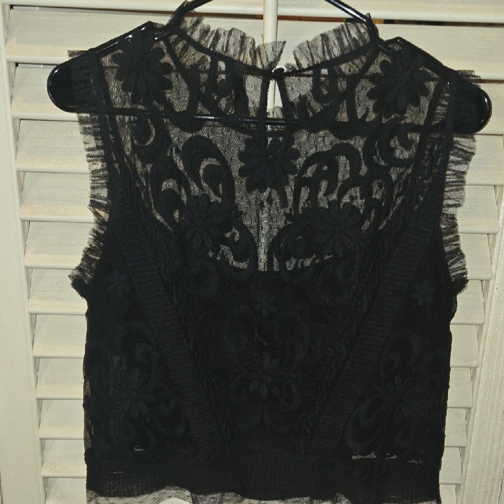 Zara Black Lace Sleeveless Blouse - Picture 6 of 7